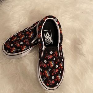 VANS “off the wall” KIDS glow in the dark slip on shoes. Size 10.5